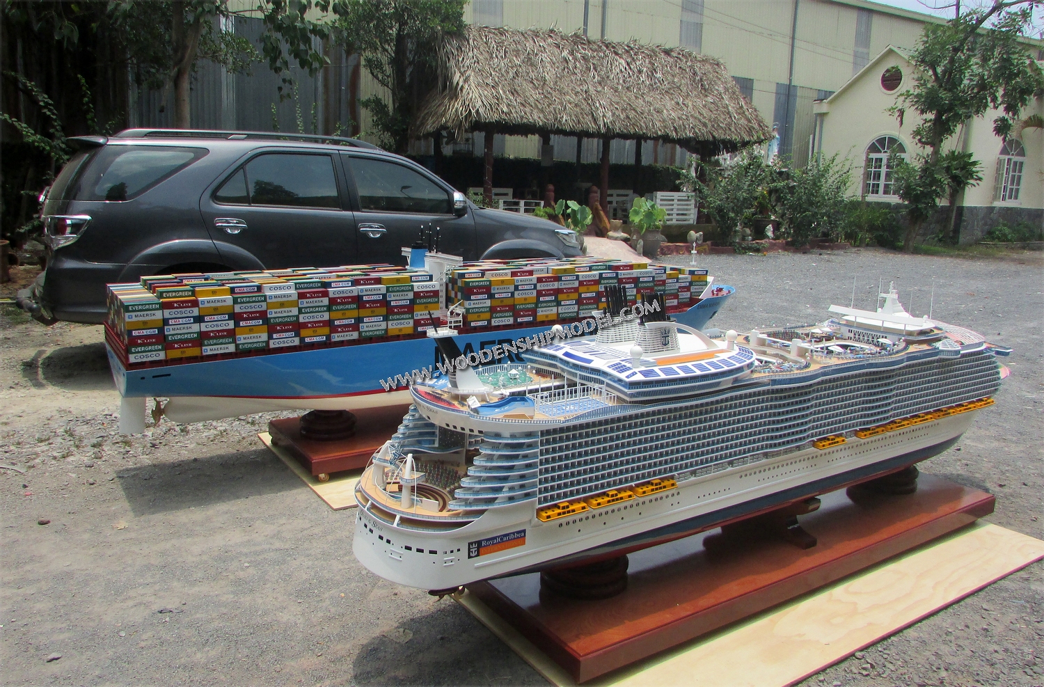 Hand-made scratch build Oasis of the Seas Model Ship