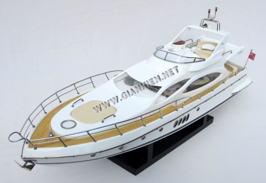 Hand crafted Azimut 68 model boat
