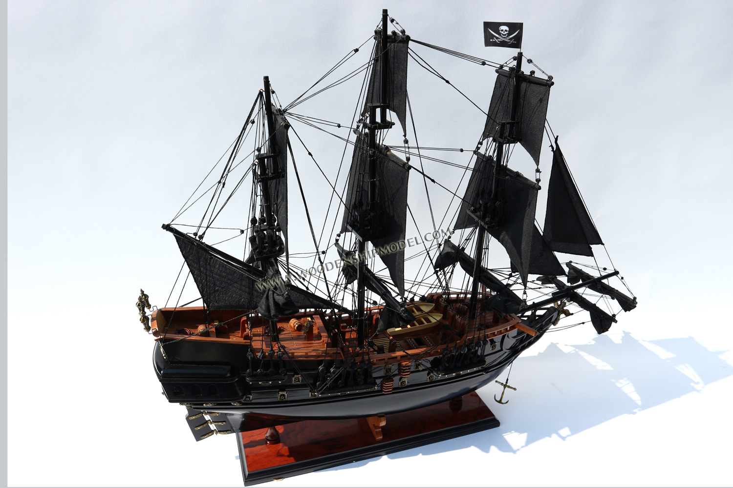 wood ship model Black Pearl 