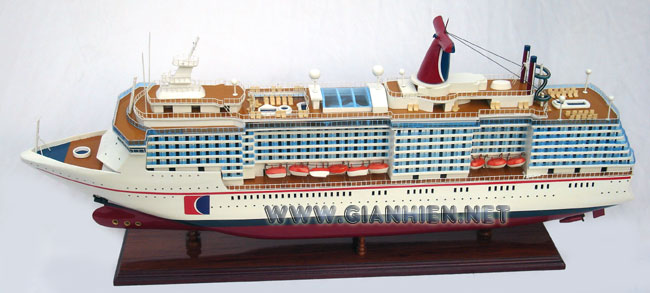MODEL CRUISE SHIP CARNIVAL MIRACLE READY FOR DISPLAY