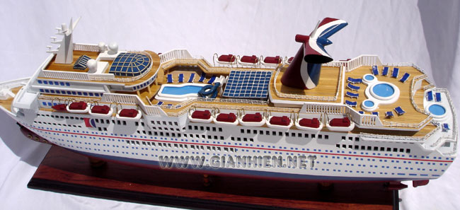 MODEL CRUISE SHIP CARNIVAL PARADISE  DECK VIEW