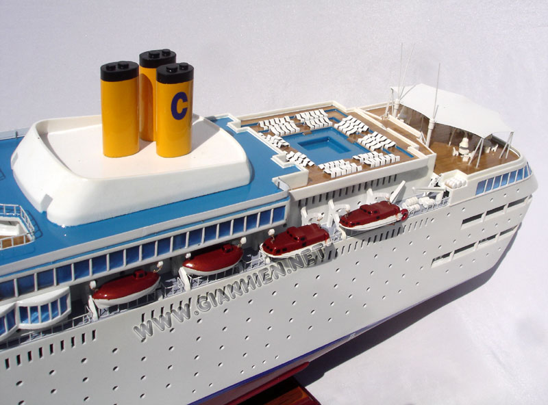 Model Ship Costa Classica swimming pool