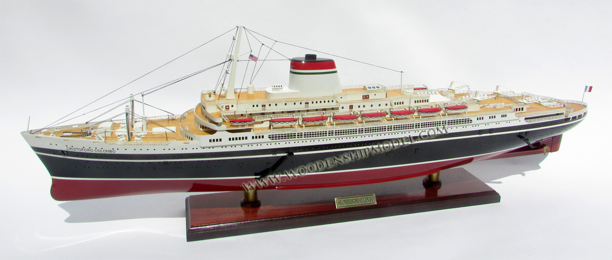 Model Ship Cristoforo Colombo
