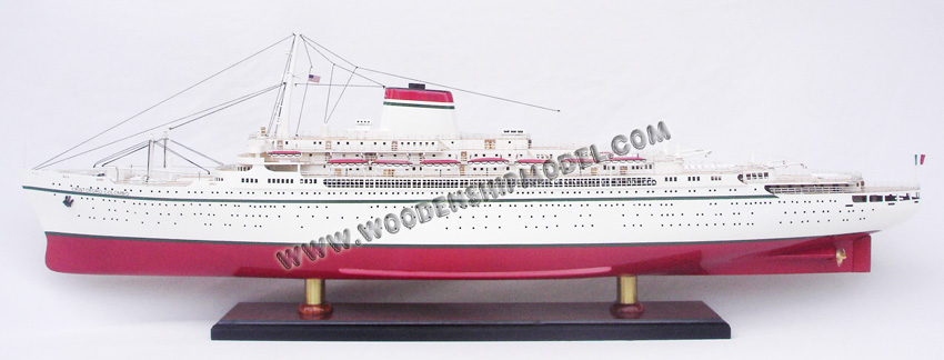 Cristoforo Colombo Cruise ship model