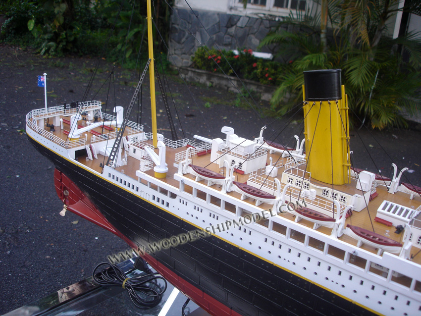 Scale Titanic Model Ship