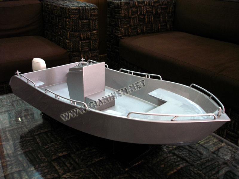 Model Aluminum Boat Bow