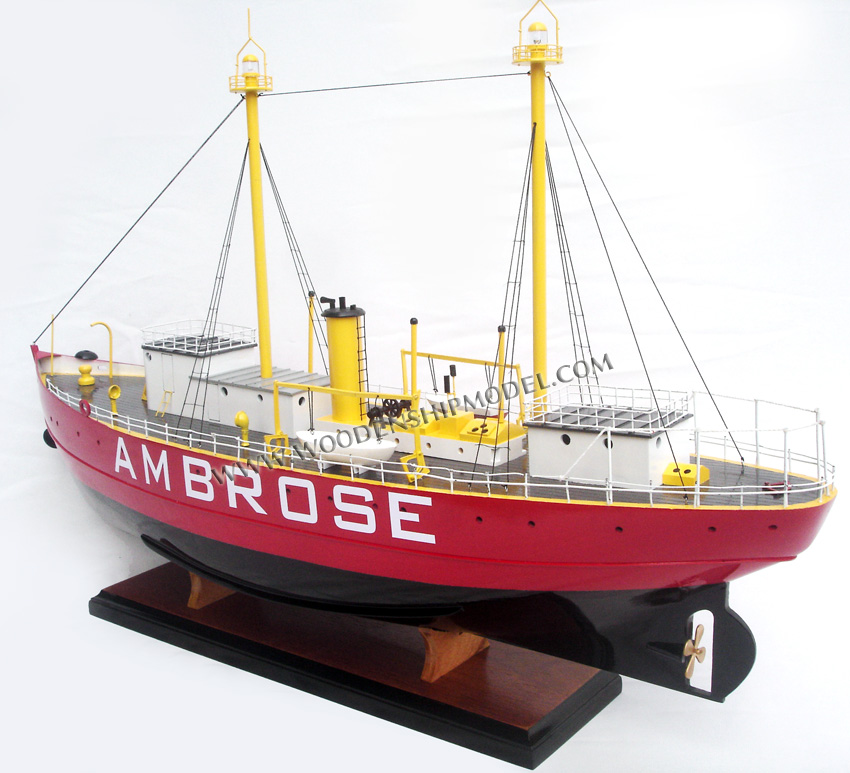 Wooden Model Ship Ambrose 