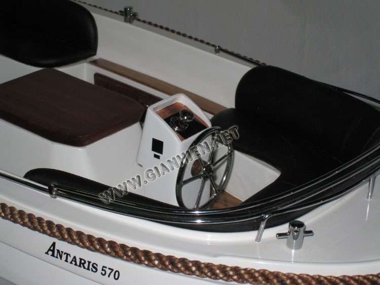 Antaris 570 steering wheel