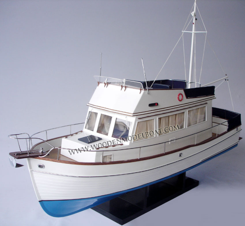 Grand Bank 32 model boat