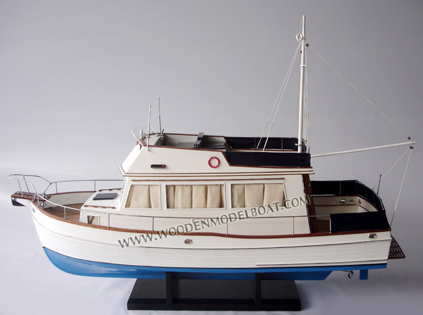 Grand Bank 32 yacht model