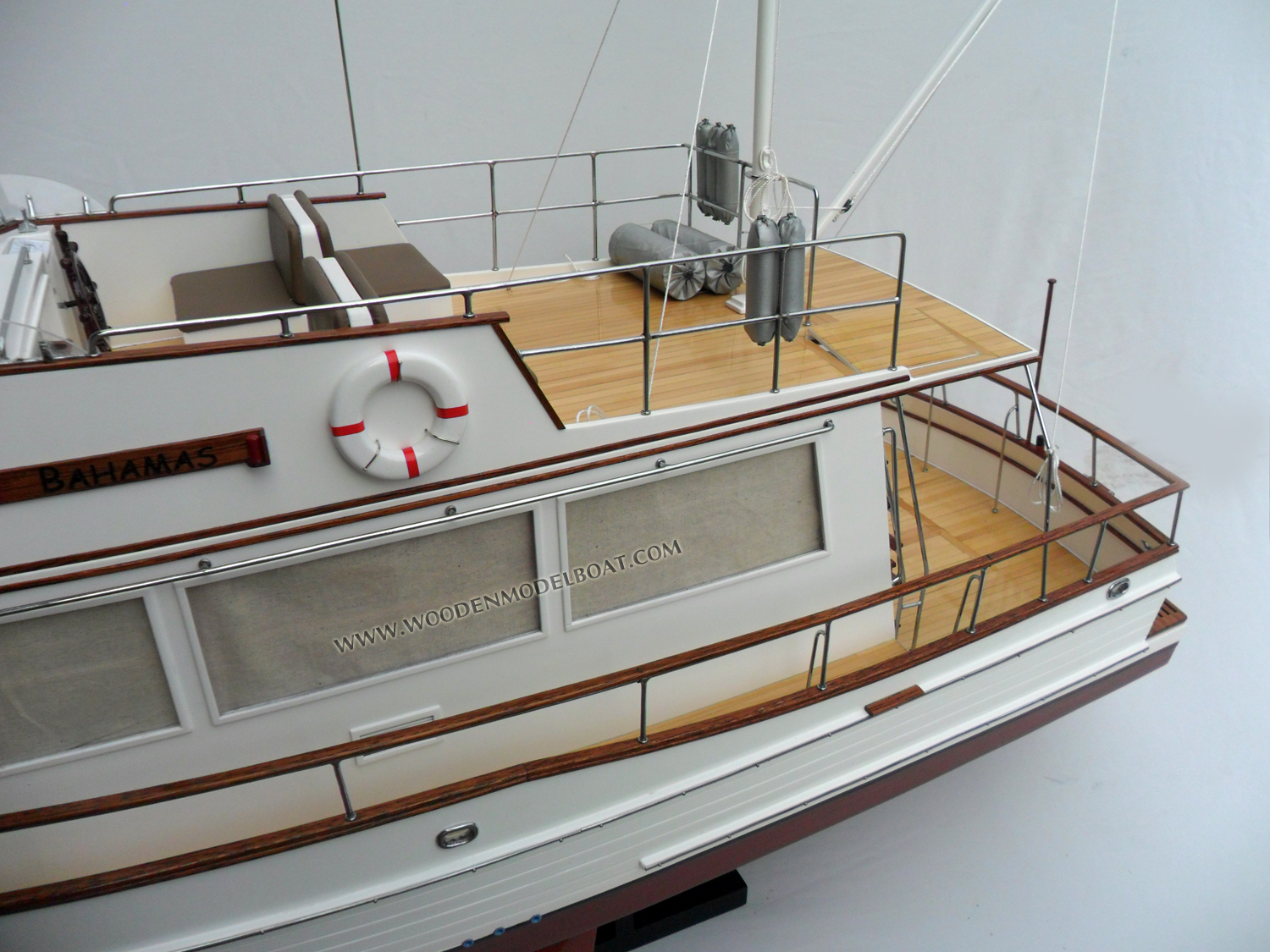 Wooden Model Boat Grand Bank 32 model