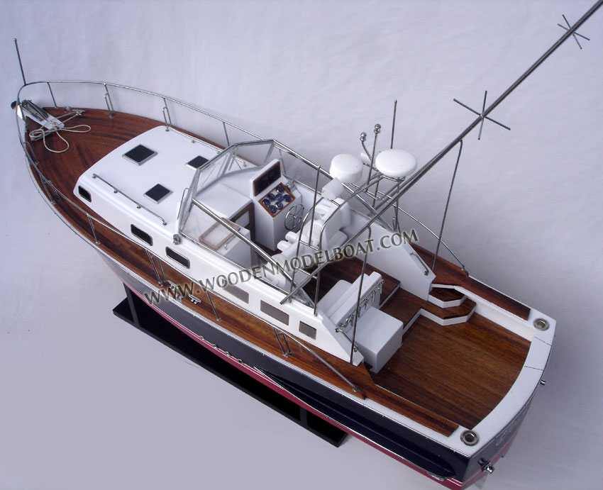 Hand-crafted Model Boat Grand Bank 38 Eastbay Express