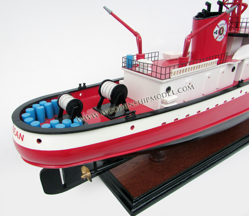 United States fireboat new york city, F.D.N.Y John D McKean fireboat model, New Yorl Fireboat model, model fireboat of new york city, John D Mc Kean ship model ready for display