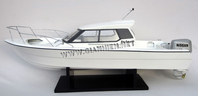 King Fisher 27 Model Boat