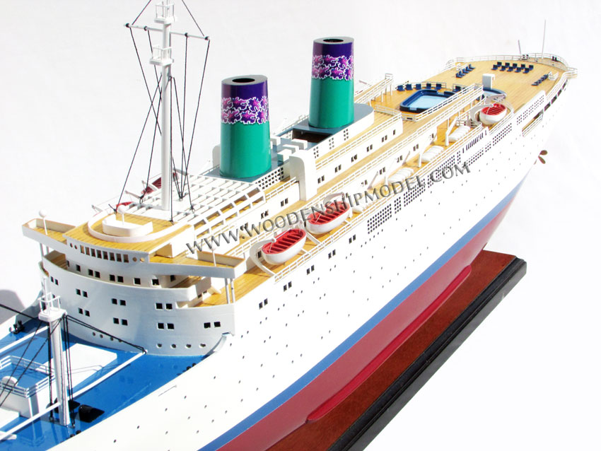 Scratch build SS Independence - Oceanic Ship Model