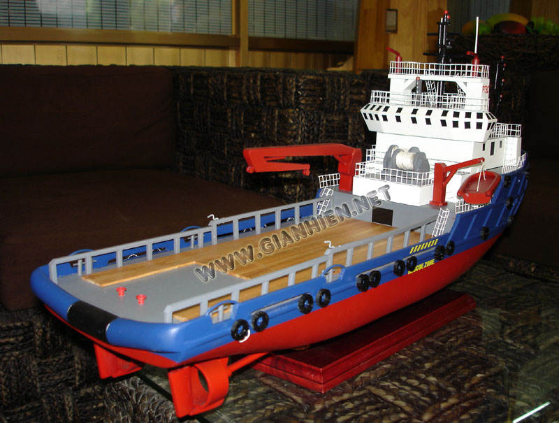 Model Boat Oil Rig Stern