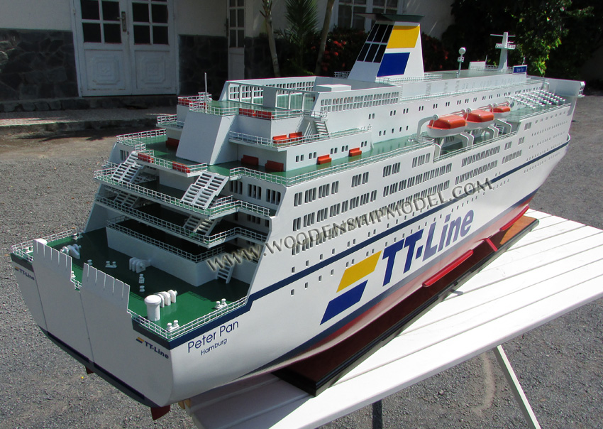 TT-Line Model Ship - Ferry Peter Pan 3