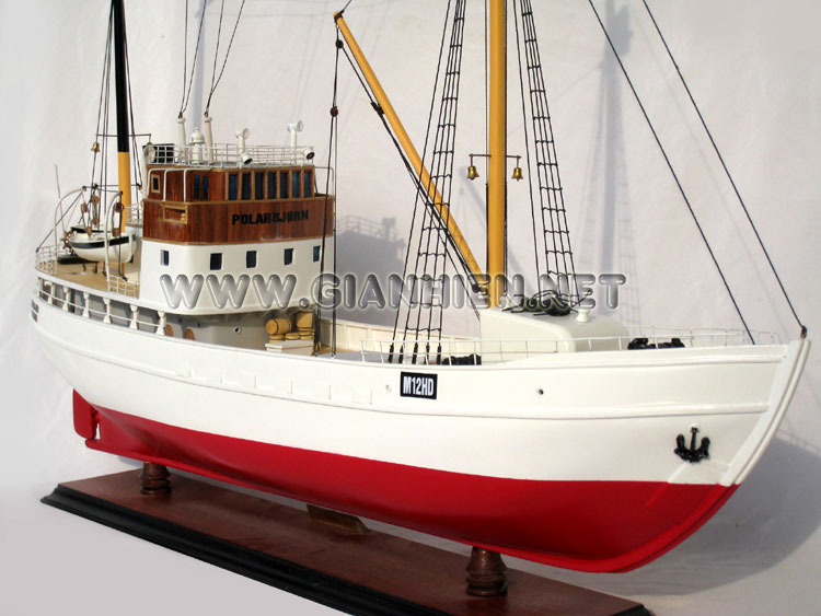 Model Ship Polarbjorn hull