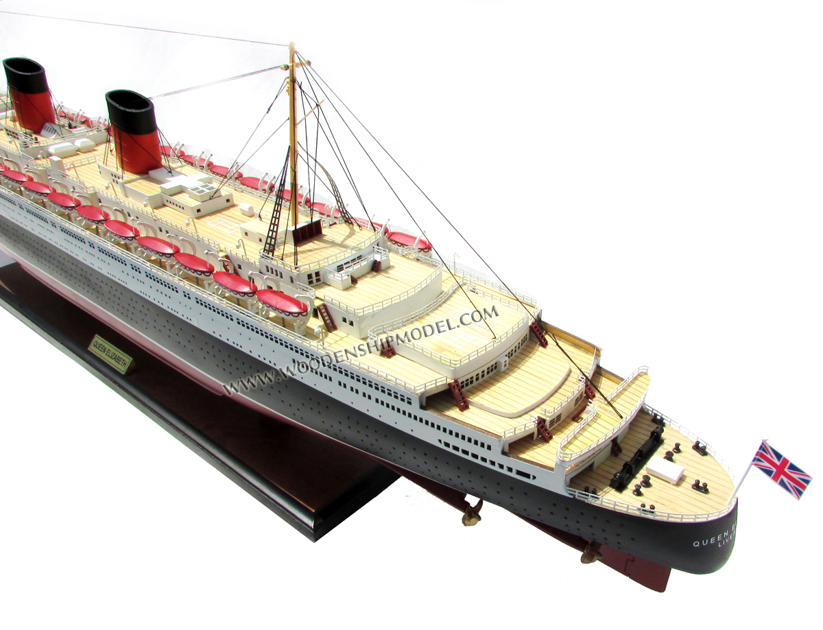 RMS Queen Elizabeth Ship Model Stern Deck