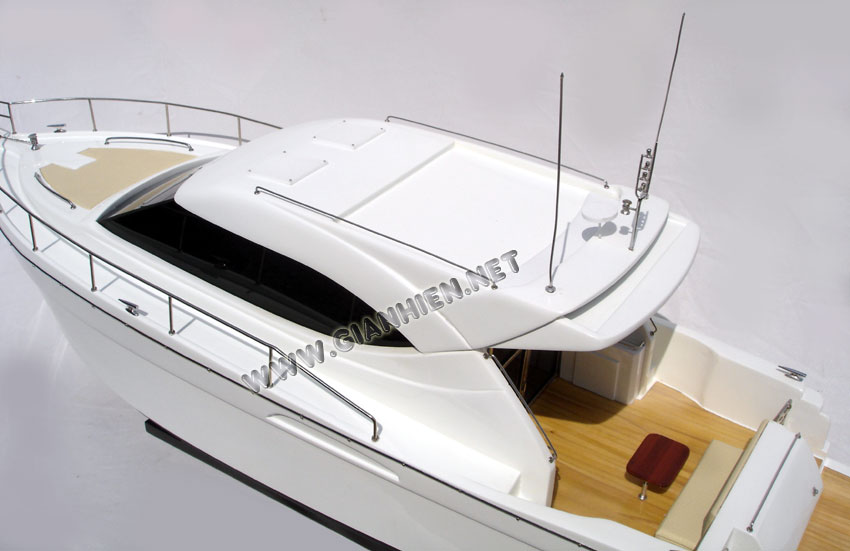 Sport Yacht Riviera 3600