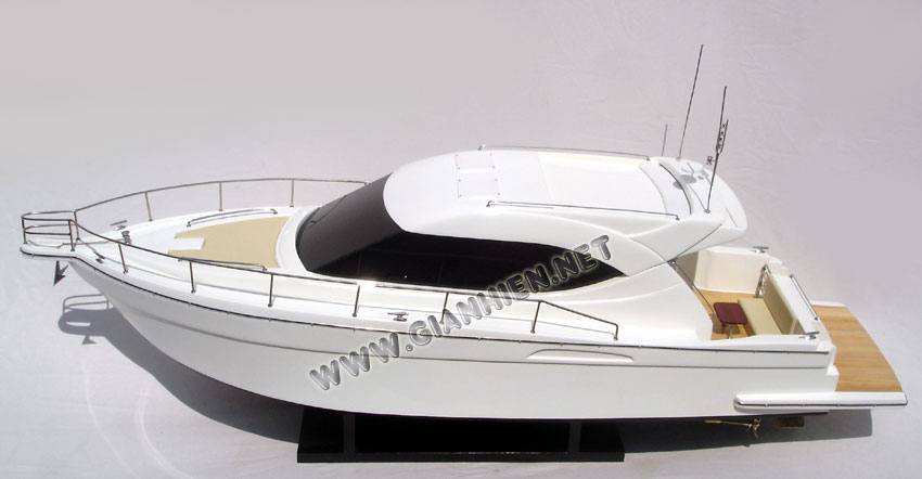 Yacht Model Riviera 3600