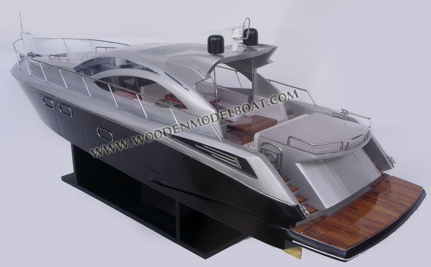 Wooden Model Yacht Sunseeker Predator 64