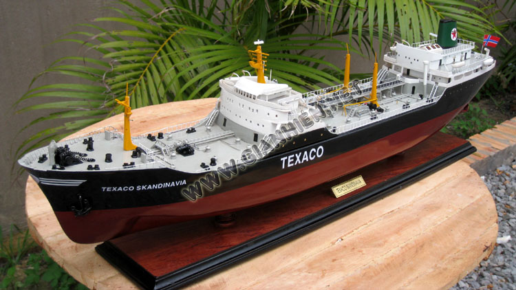 TEXACO SKANDINAVIA MODEL SHIP