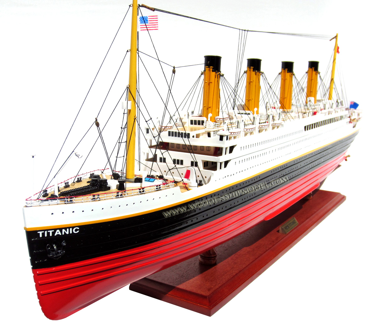 RMS Titanic Museum Quality model ship
