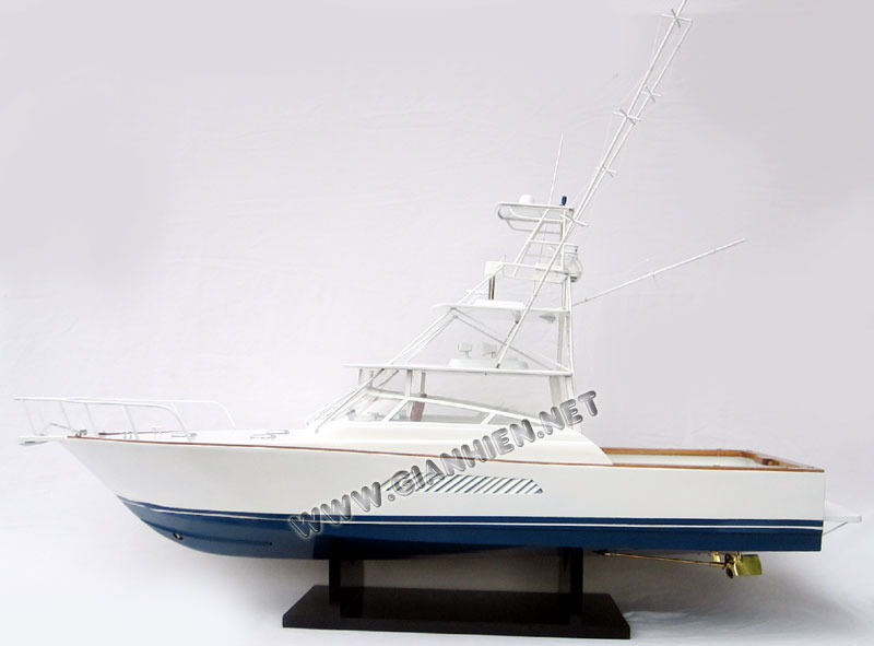 Model Boat Viking 45 Ready for Display