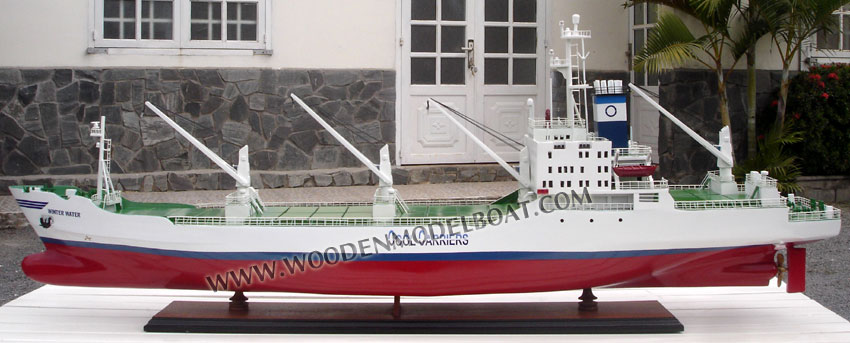Winter Water ship with cranes model