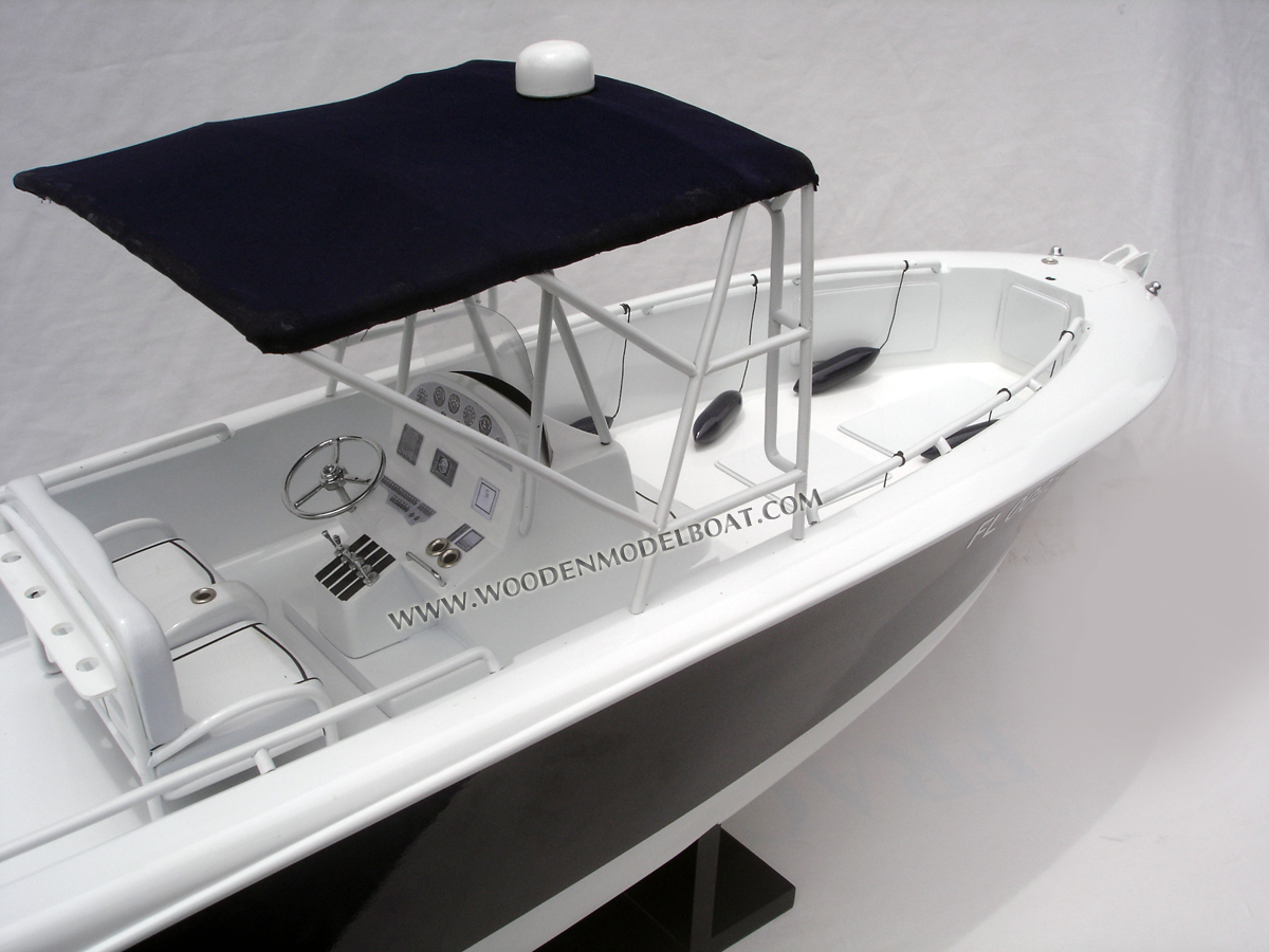 Model Yacht Yamaha Stern
