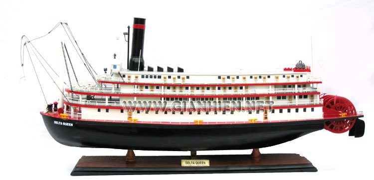 Model Steam Ship Delta Queen