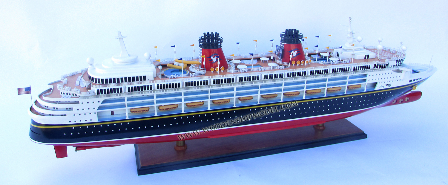Ship Model Disney Wonder