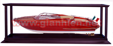 self assemble display case for speed boat models
