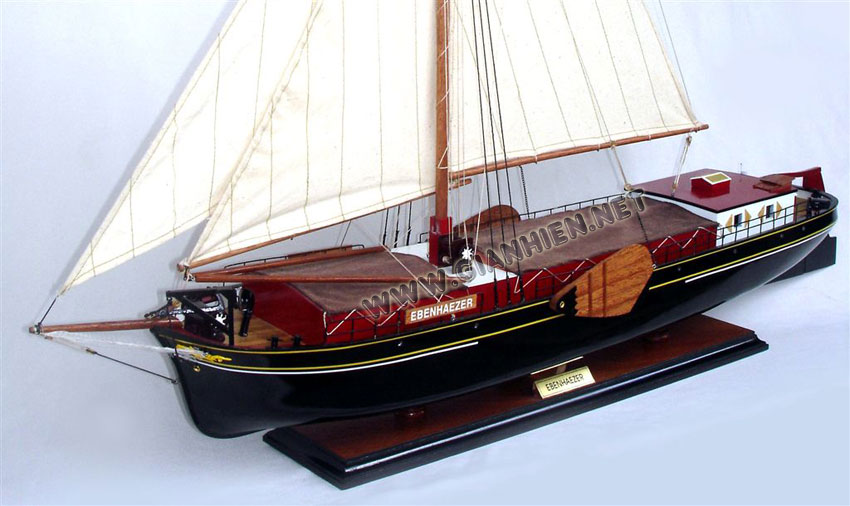 Model Boat Ebenhazer 