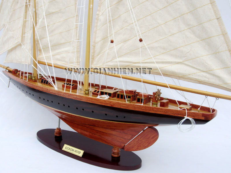 Eleonora schooner model stern view