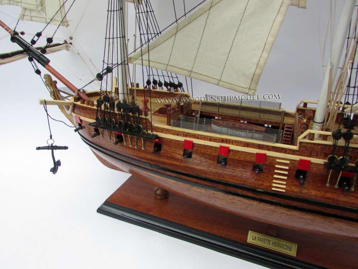 Quality Wooden Model Ship La Fayette Hermione deck