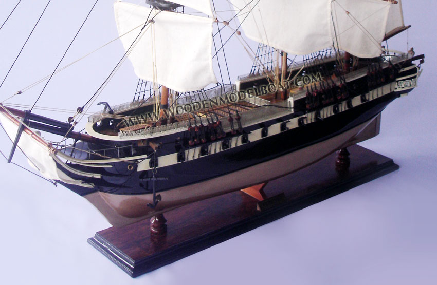 Model Ship HMS Trincomalee Bow Deck View