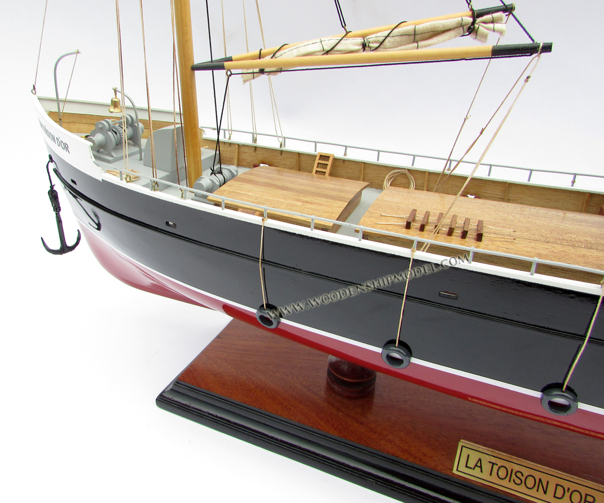 Model Ship La Toison D'or ready for display, La Toison D'or ship model, La Toison D'or Tintin Fiction, La Toison D'or ship model, La Toison D'or trawler in The Adventures of Tintin story The Shooting Star, fictional ship model La Toison D'or, La Toison D'or Tintin ship model, model ship in Tintin comic, Tintin's ship, model ship hand made Tintin