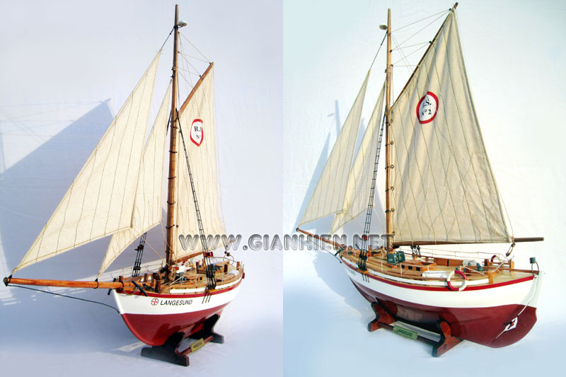 RS2 Langesund - Colin Archer model ship ready for display 