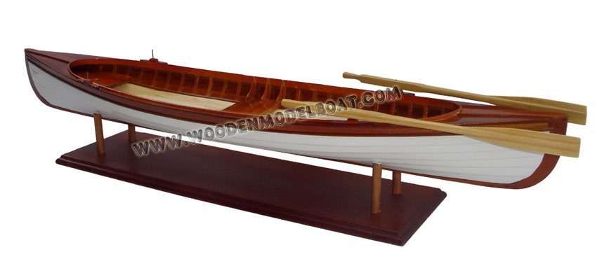 Model boat clinker hull