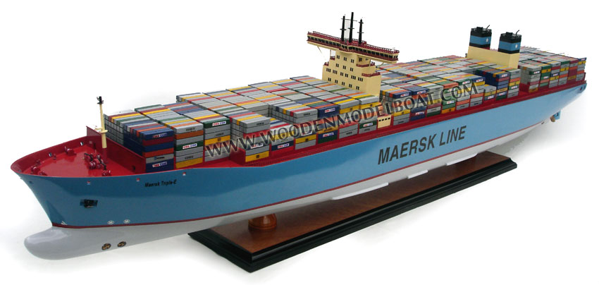 Model Ship Maersk Triple E 