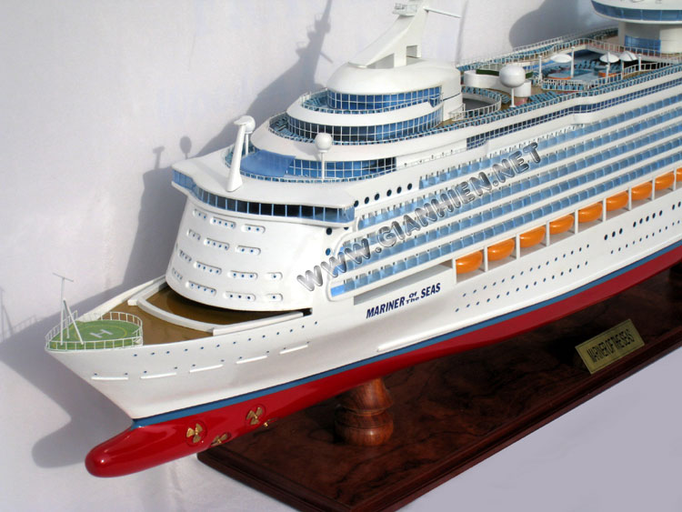 Model ship Mariner of the Seas
