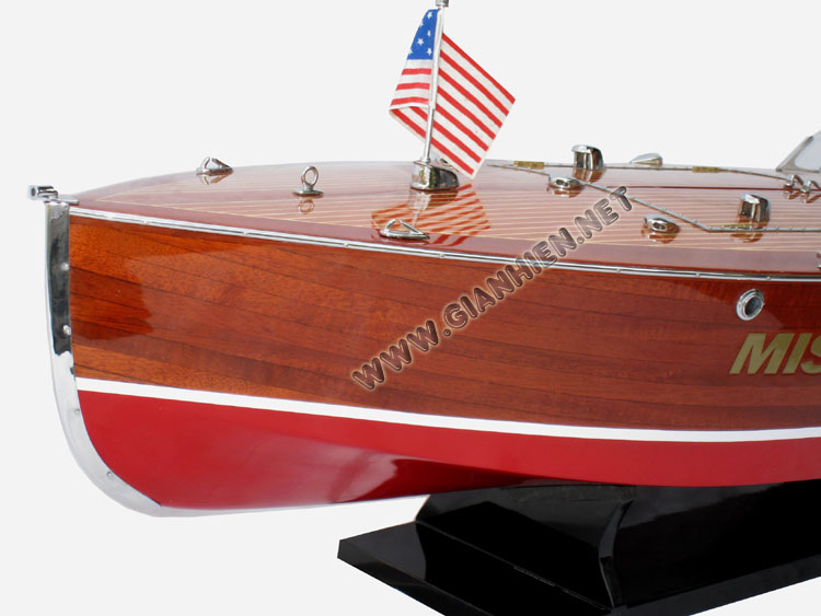 Model Boat Miss Behave bow view