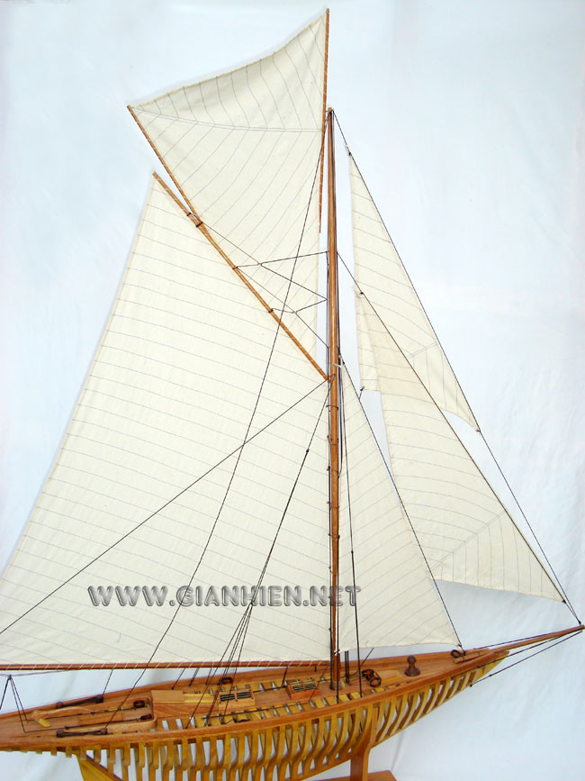Model Yacht Penduick