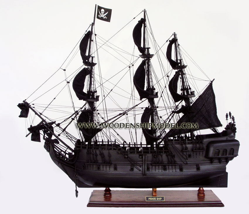 Model Ship Pirate of the Caribbean ready for display