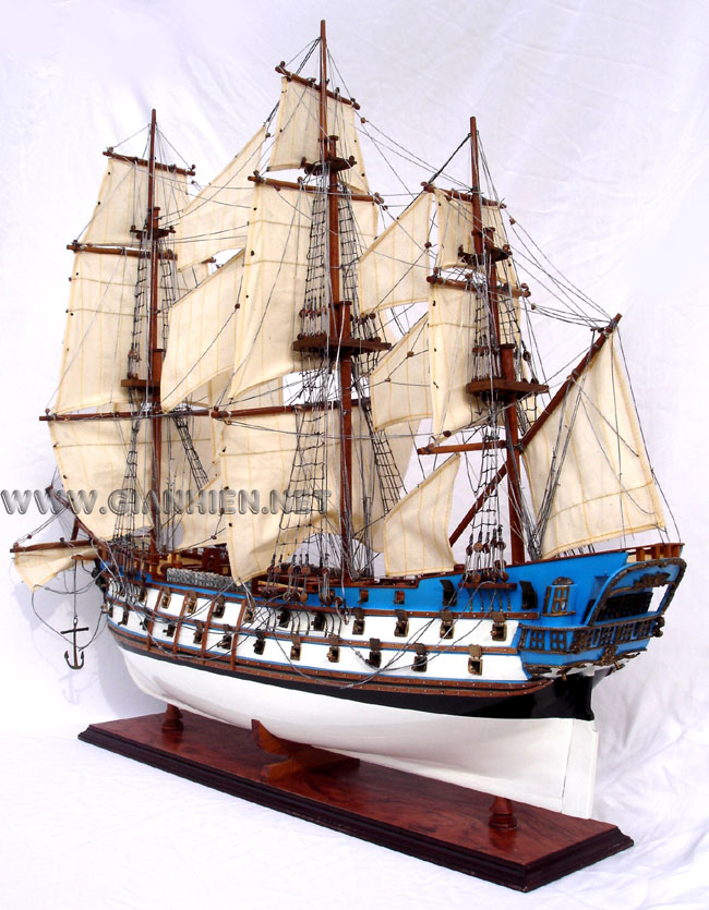 LE PROTECTEUR, Entitled Mediterranean Rendezvous, this superb extreme miniature model depicts a 64-gun French Ship-of-the-Line under near full sail on the open sea. This ship was built in 1757 at Toulon