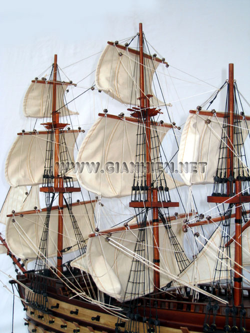 Model Ship Queen Anne's Revenge Full Rigged