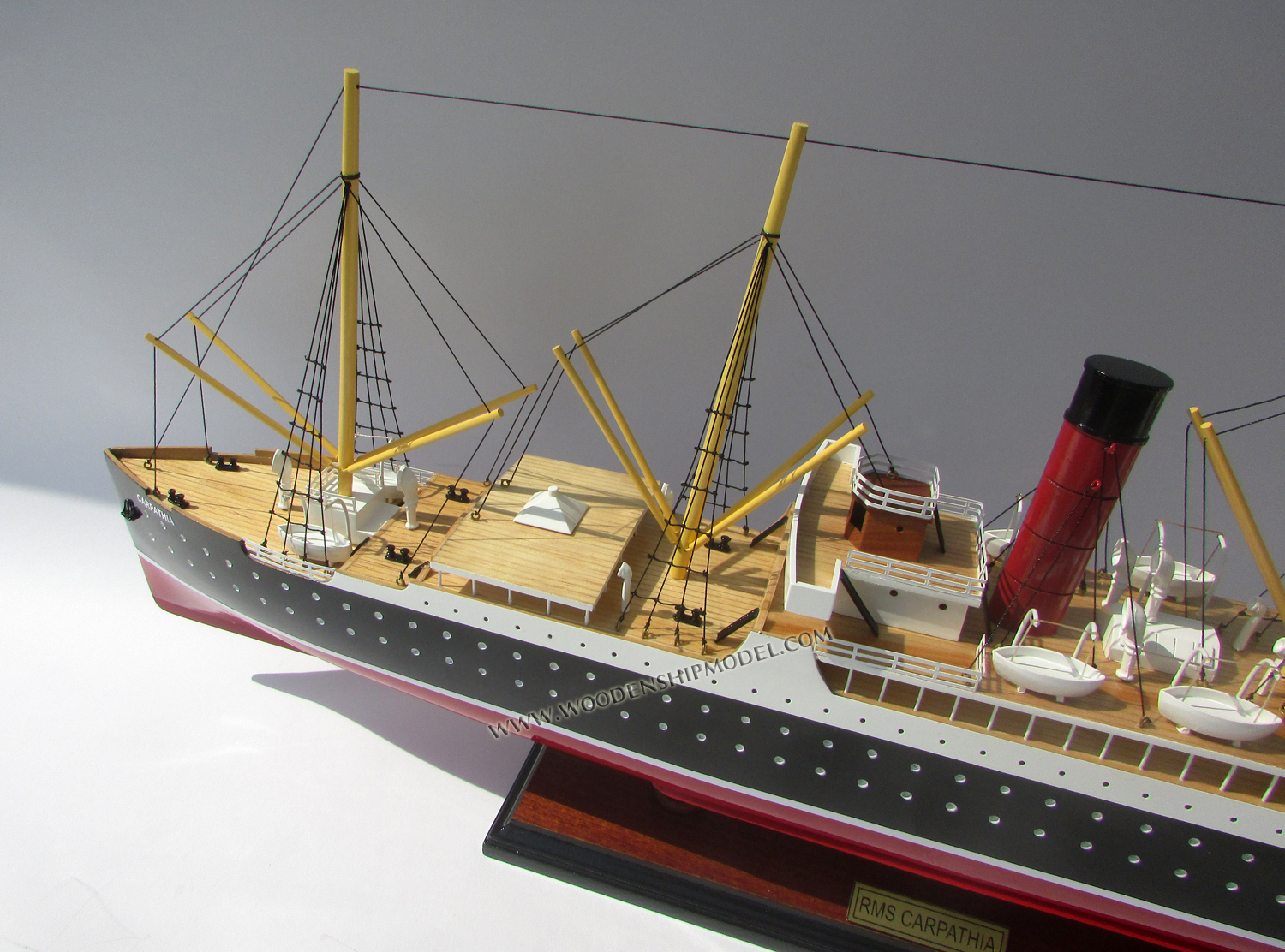 Model Ocean Liner RMS Carpathia from Stern 