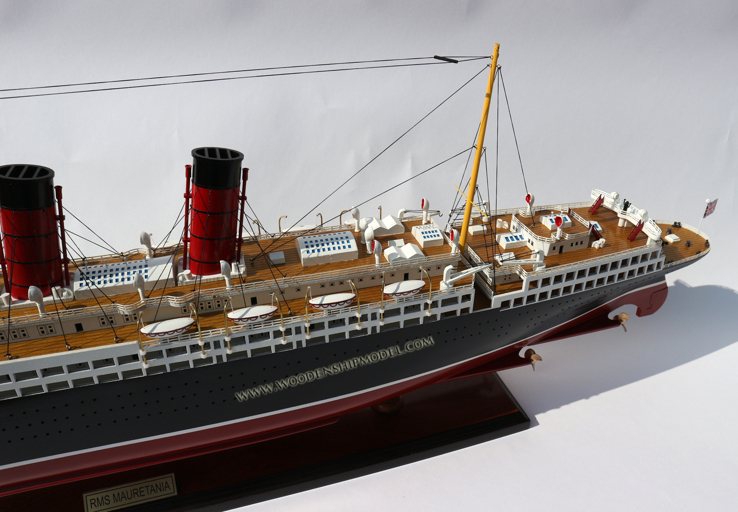 RMS Mauretania deck